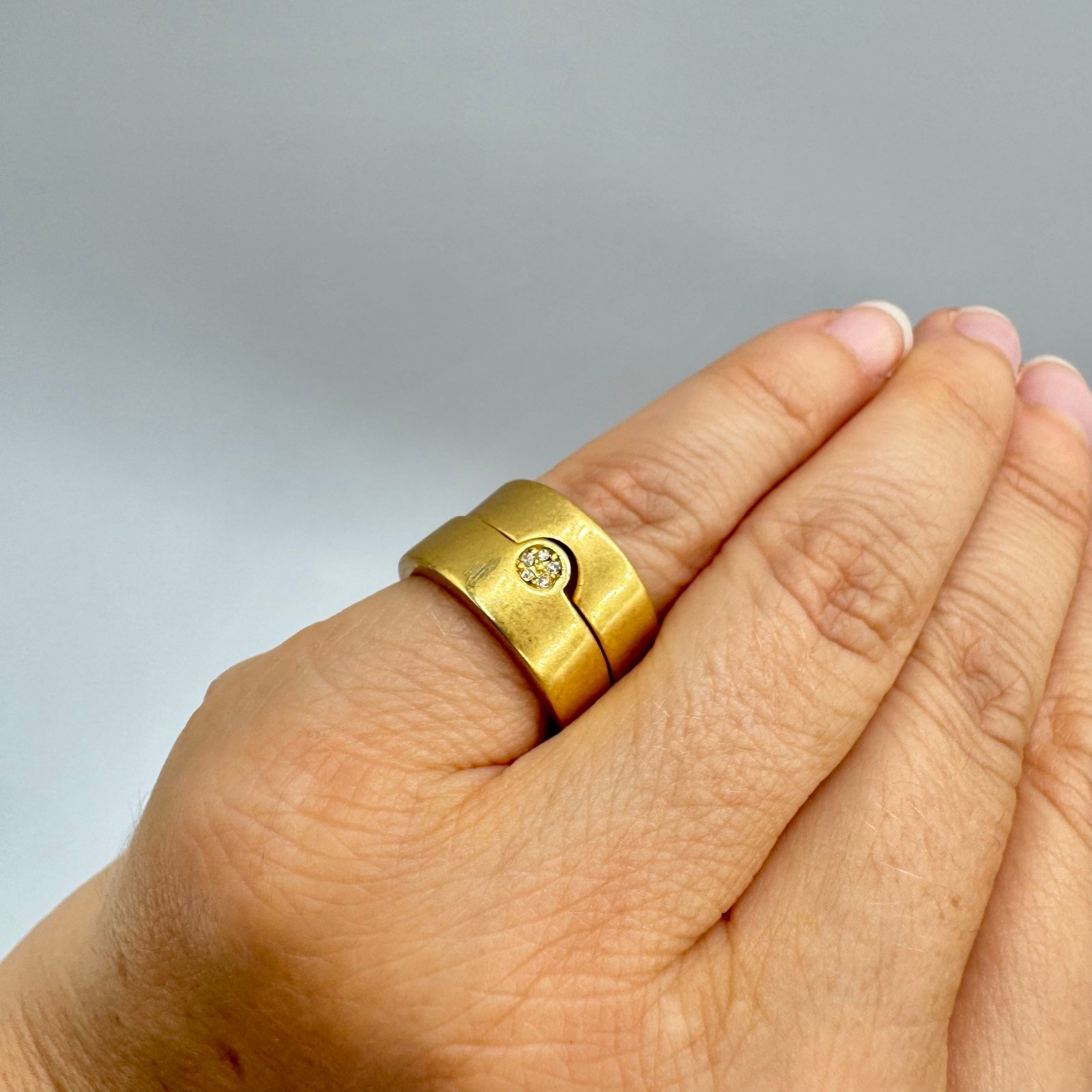 Madewell Wide Band Nesting Ring Set Matte Gold Tone Pave Crystal Cluster Size 7
