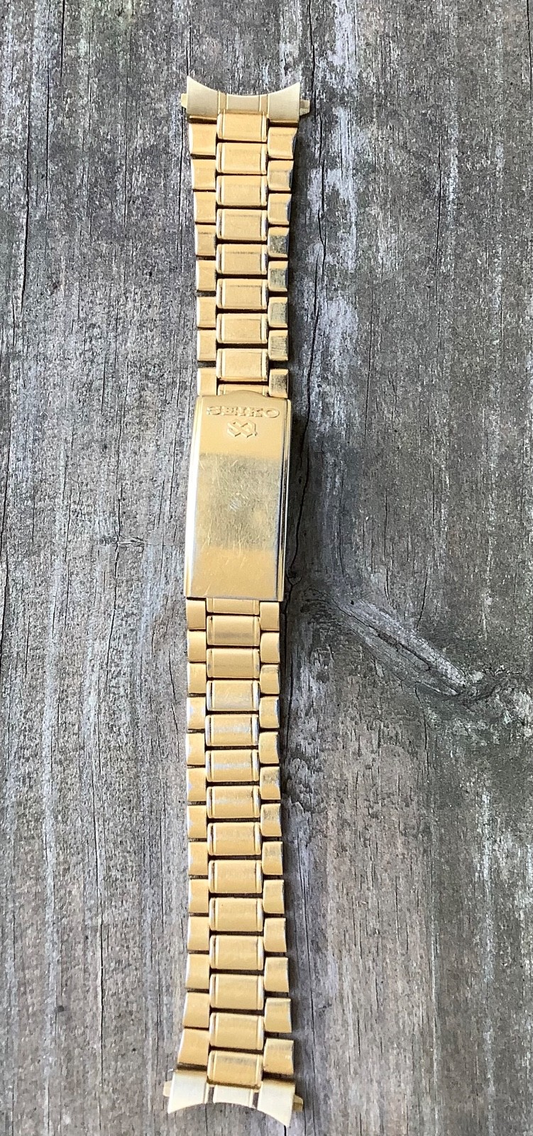 Vintage Seiko Quartz SQ Men’s Gold Tone Fold Over Clasp Watchband 20mm Curve End