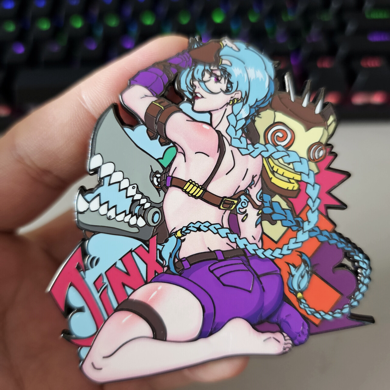 League of Legends LOL Jinx 2.8″ Metal Pin Badge Gift