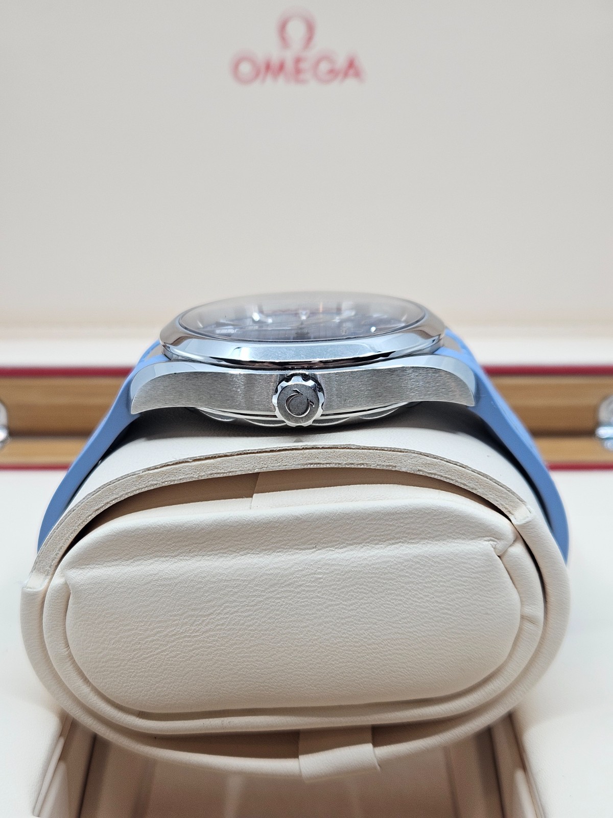 2023 OMEGA Seamaster Aqua Terra 150M 220.12.41.21.03.008 Summer Blue