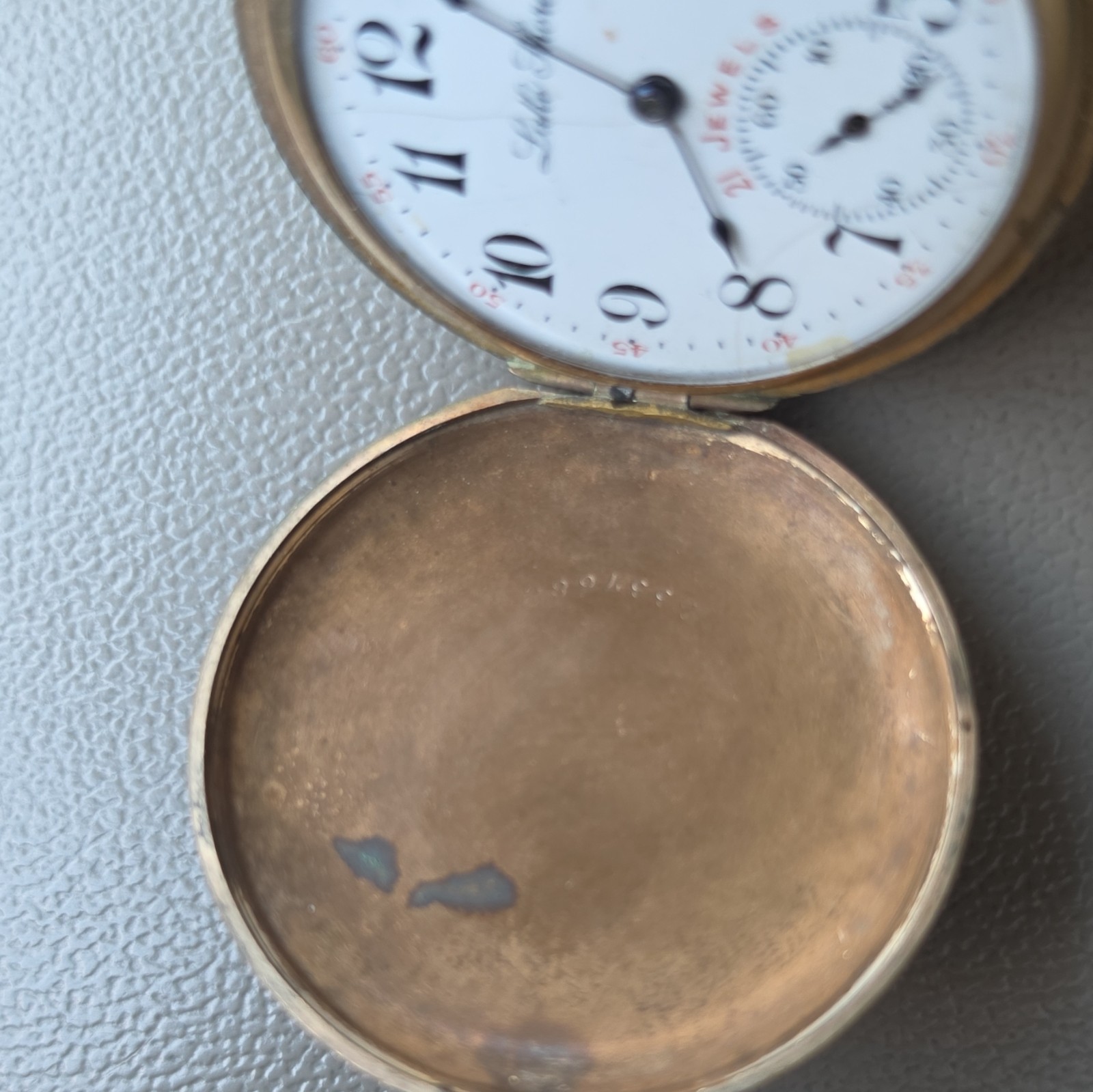 Lake Shore 21J Full Hunter Mechanical Pocket Watch White Dial Gold Filled Chain