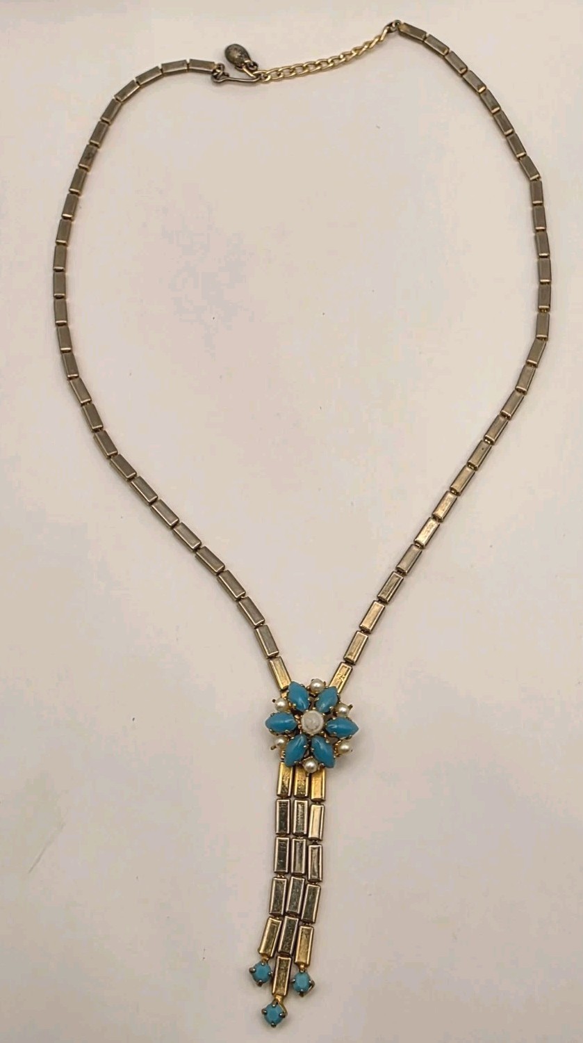 Vintage Art Deco Blue Cabachon W/Faux Pearl Lariat Style Necklace