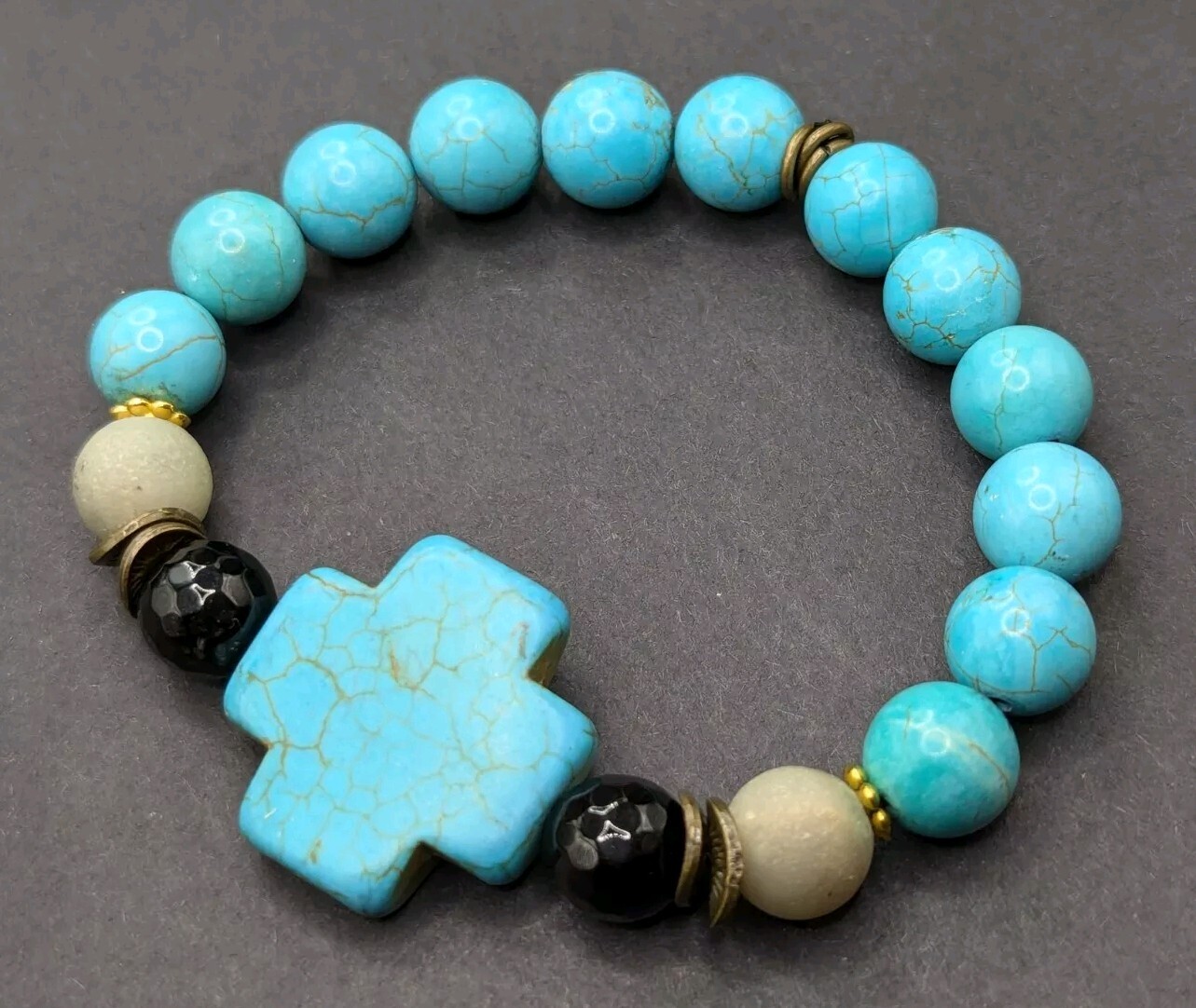 Women’s Stylish Blue Cross Turquoise Beaded Stretch Bracelet (16cm) Small Wrist