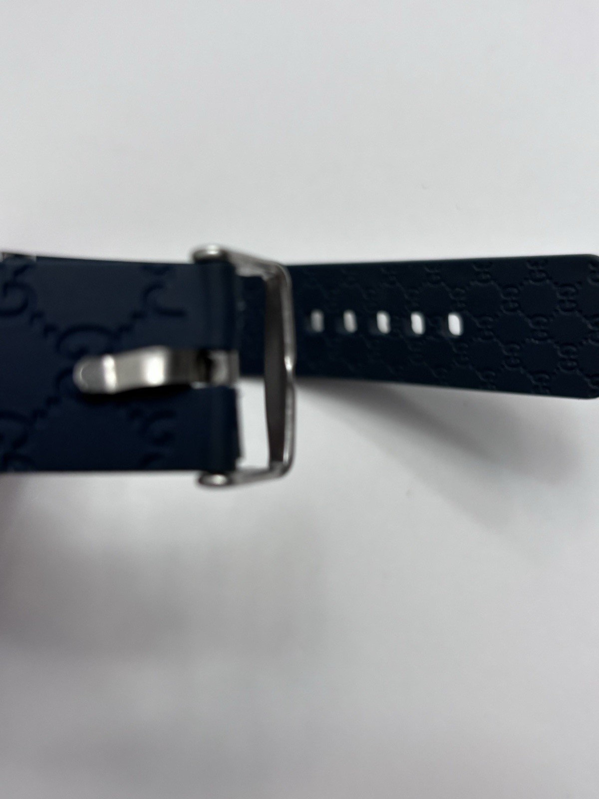 Gucci Watch Serial # 912556