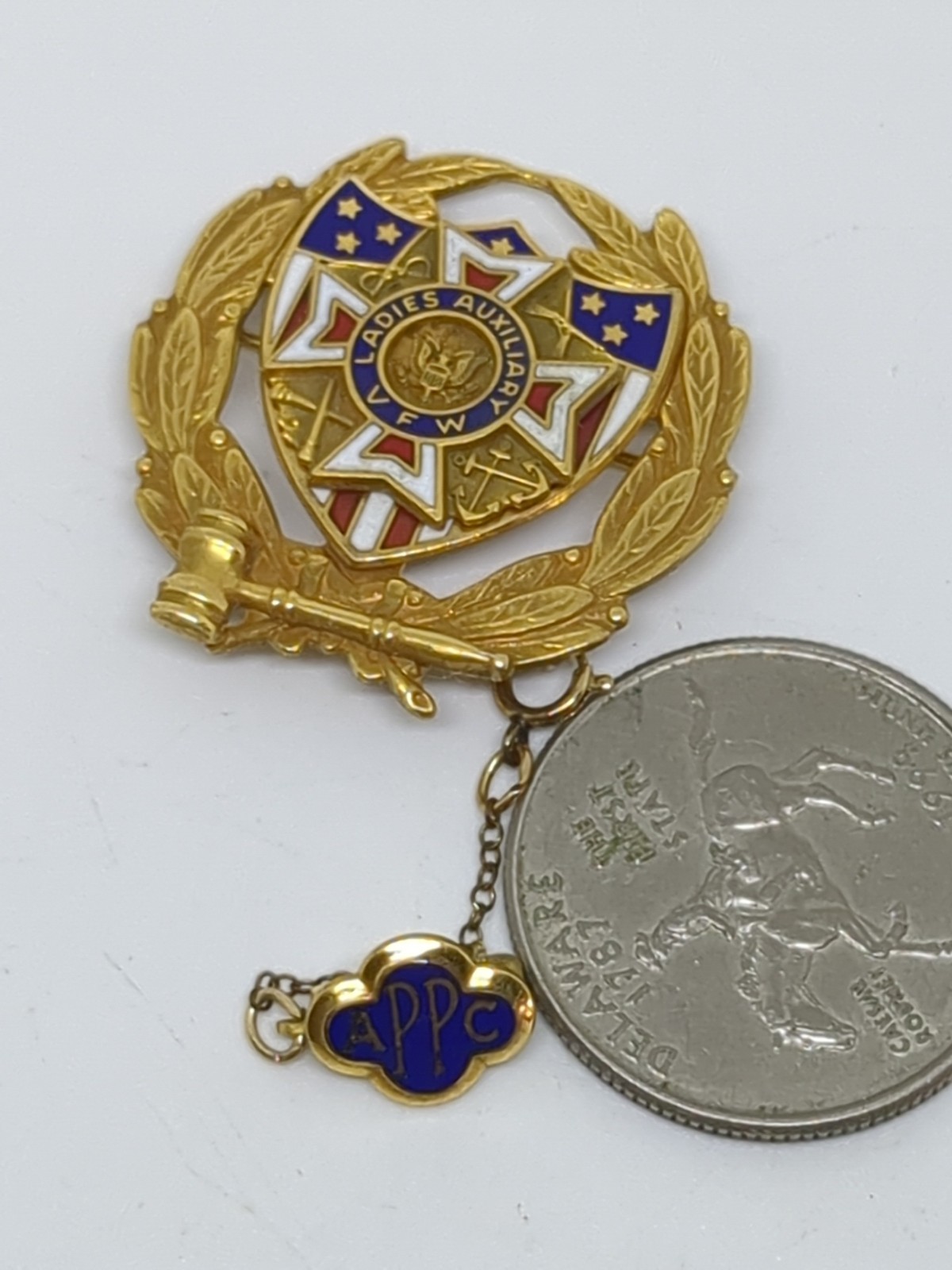 Vintage 1/5 10k Gold Filled GF Ladies Auxiliary VFW Brooch