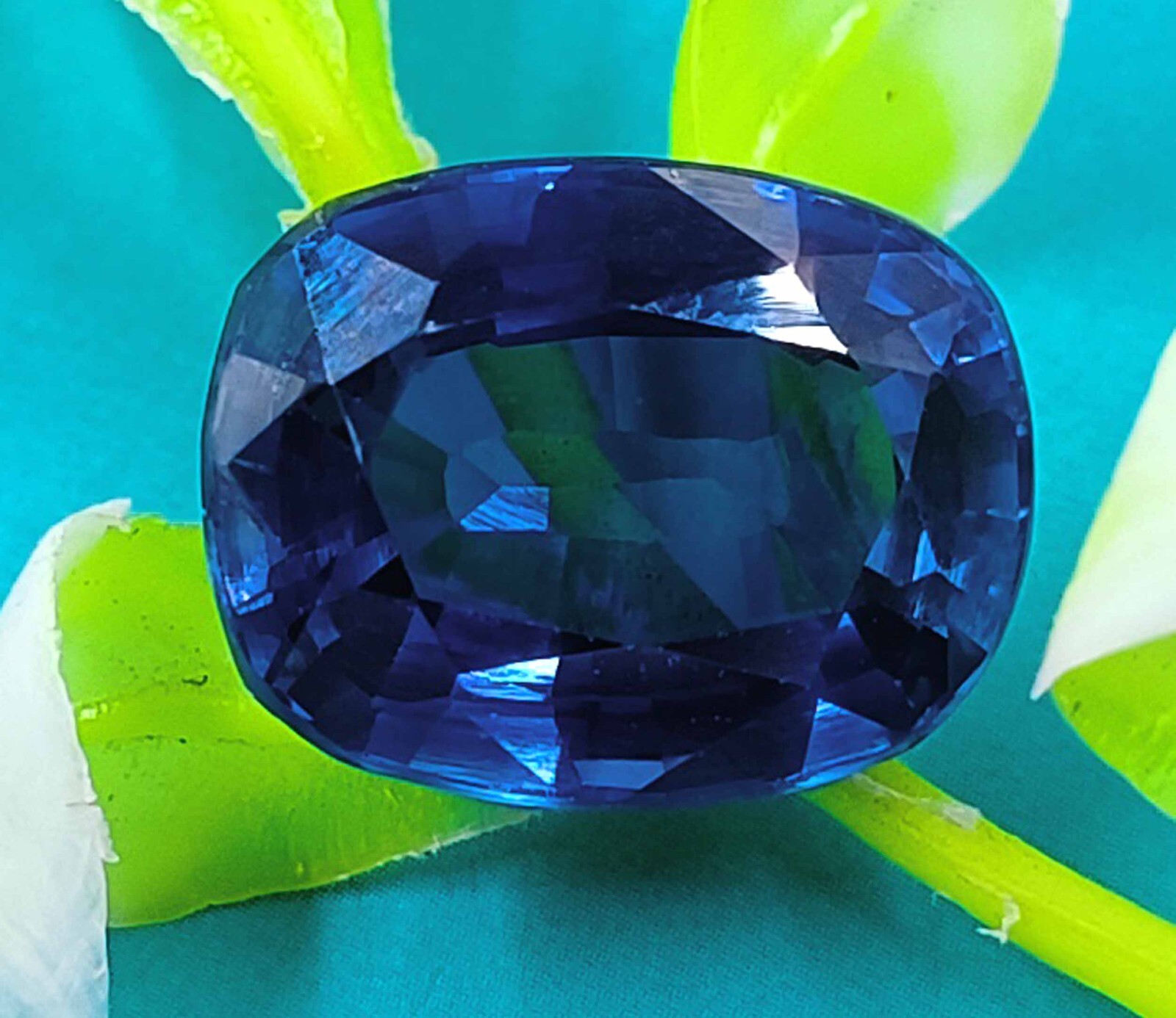 NATURAL EGL CERTIFIED 9CT BLUE SAPPHIRE SRI LANKA CUSHION CUT LOOSE GEMSTONE KKN