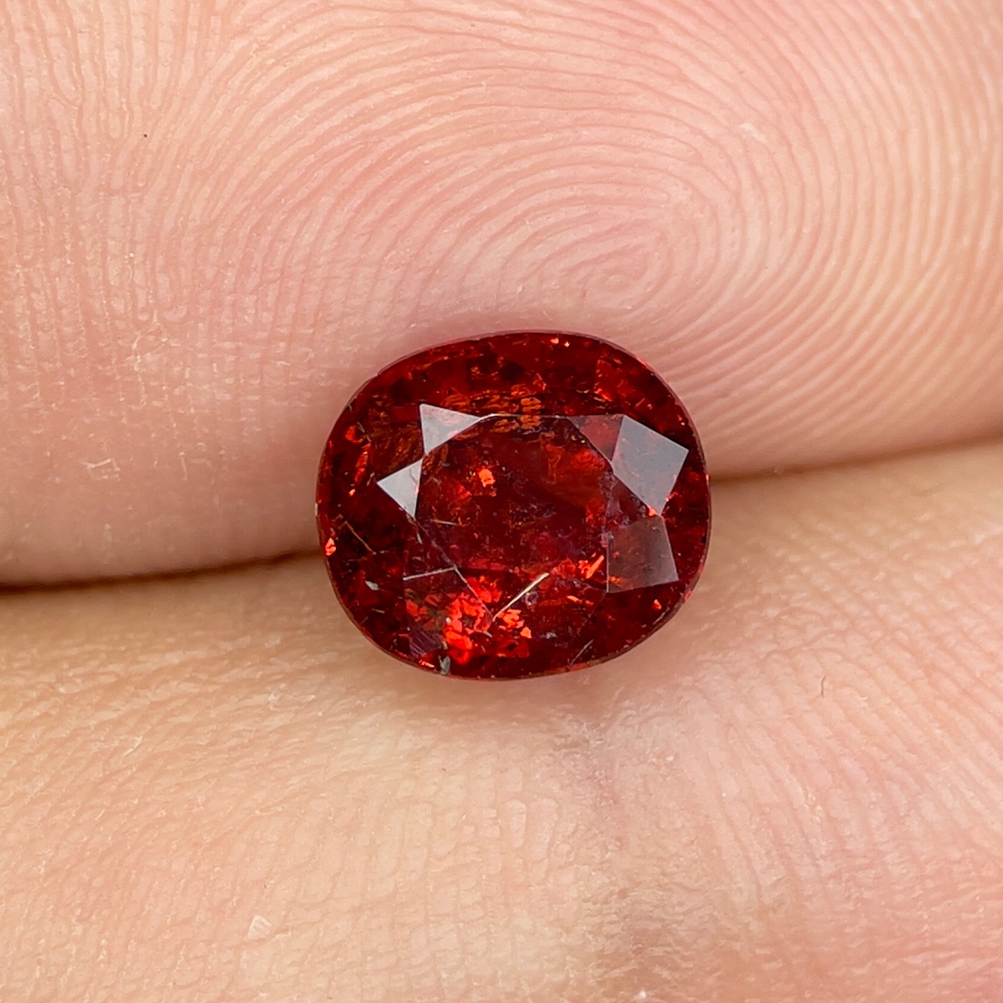 Natural Spessartite Garnet 2.55 ct / Madagascar