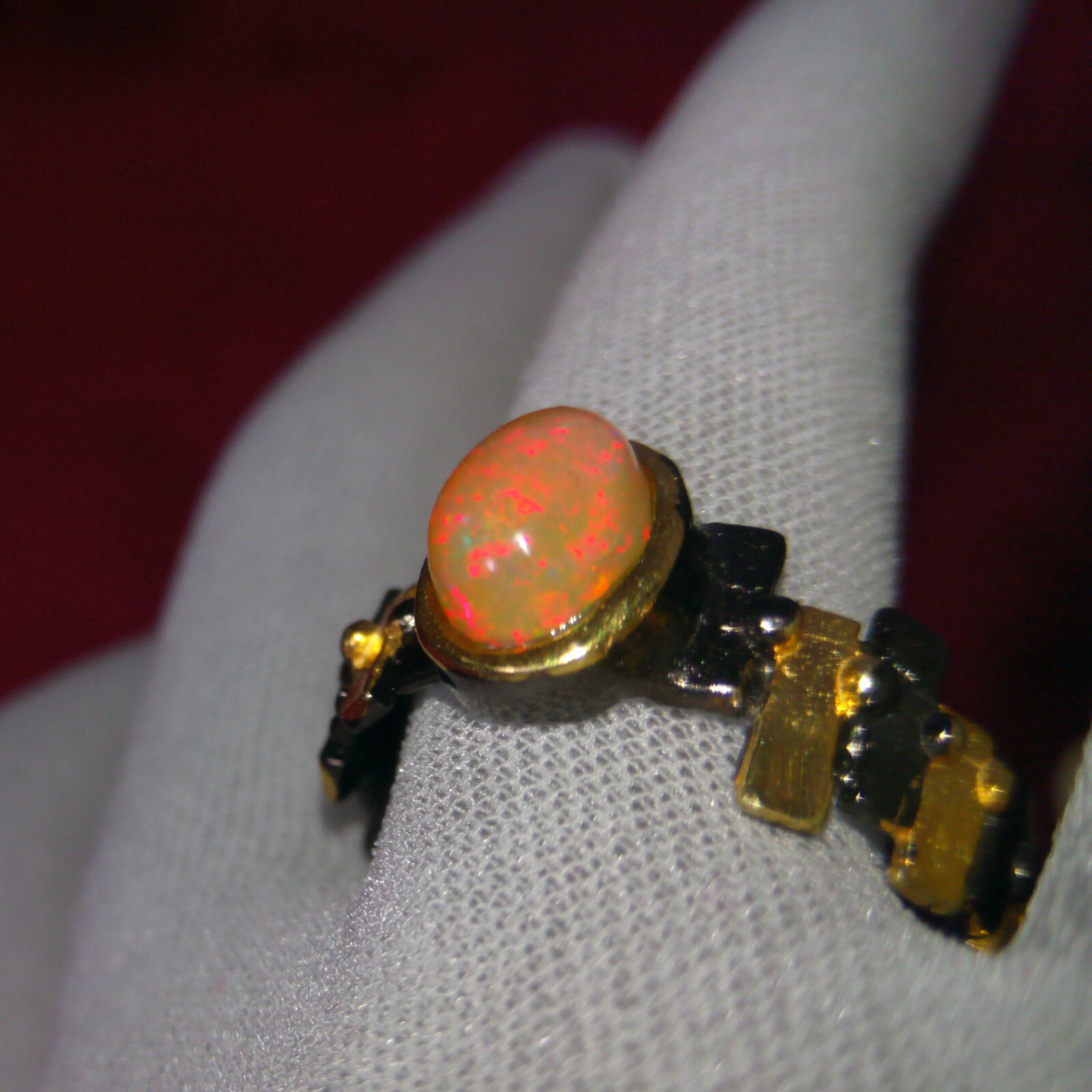 🔥🔥🔥Magnificent TOP FIRE OPAL ring in silver and gold, size 17.75 – UNIQUE🔥
