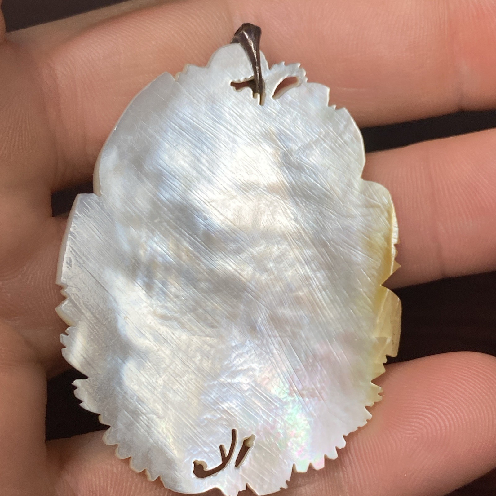 Antique Iridescent Carved MOP Shell 3 Pearls Rose Daisies Flowers Floral Pendant