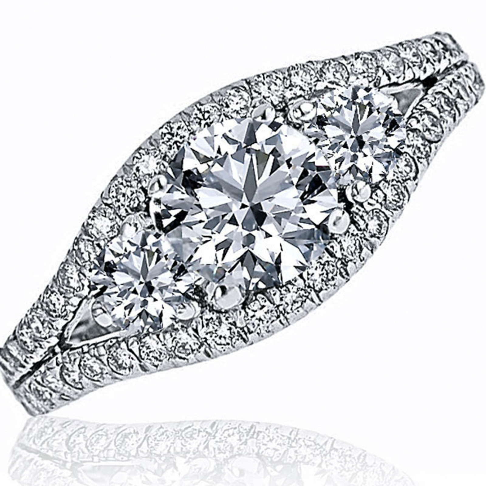 950 Platinum IGI Certified Lab Created Diamond Engagement Ring 3.25 Ct Round Cut