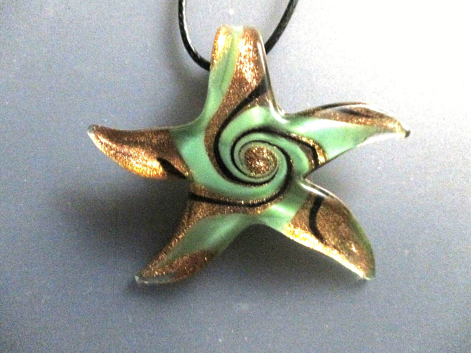 Starfish about 56mm wide, 51mm long, hole: 1pc – Olive, Black + Sand Swirls