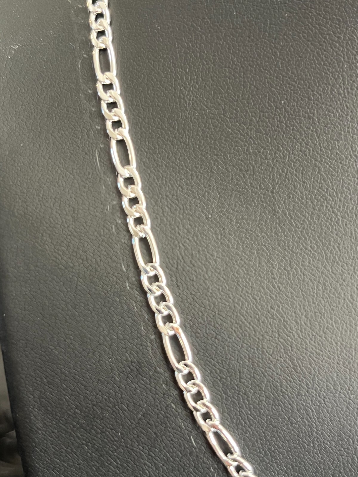 Super Nice 925 Silver Plated Figaro Chain Necklace 4mm 22″ Fast Free Shipping
