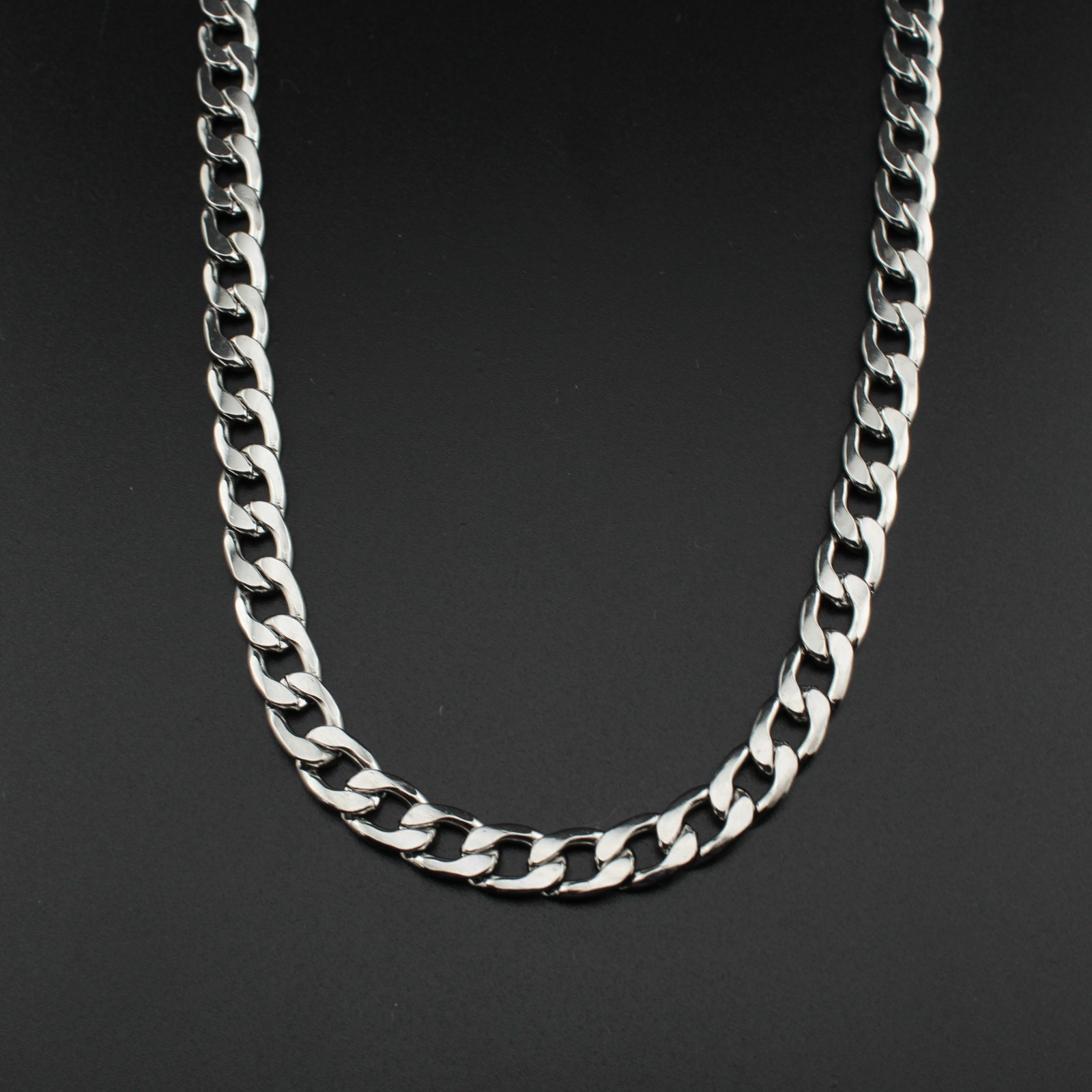20″ – 24″ Men’s Stainless Steel Silver Cuban Curb Chain Necklace 3.5/5/7mm