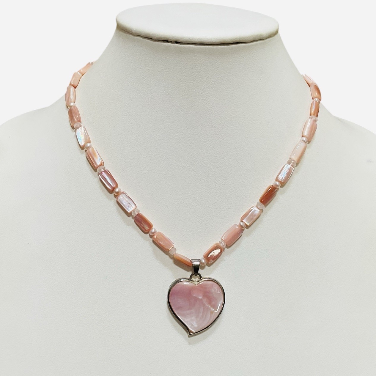 Queen Pink Conch Shell Sterling Silver Heart Necklace Valentine Love Signed LUC