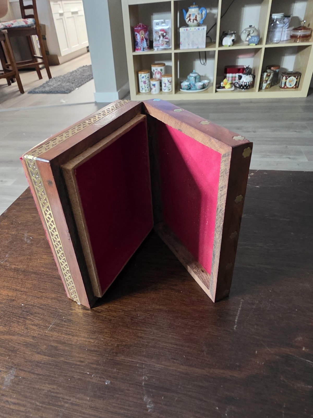 Indian Taj Mahal Glass Gemstone Painting Jewelry Box With Brass Border
