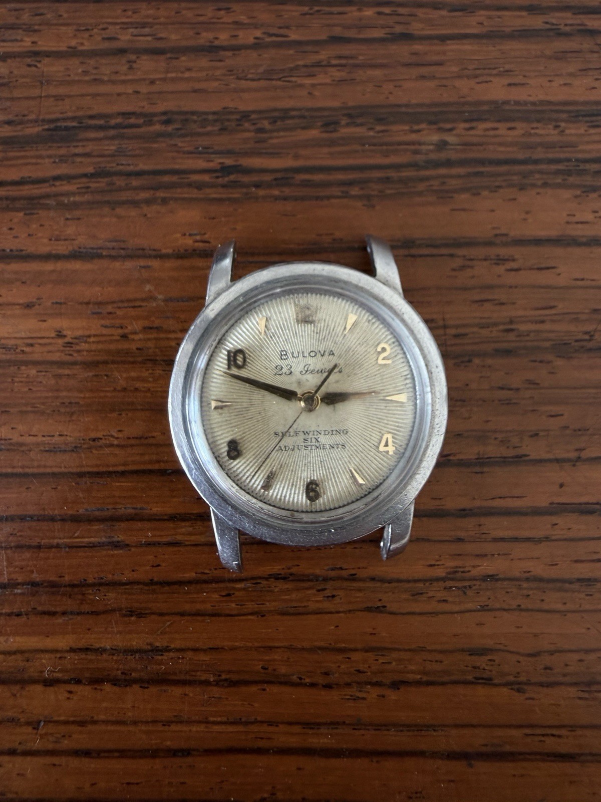 Vintage Bulova Beefy Lugs 23 Jewels Watch