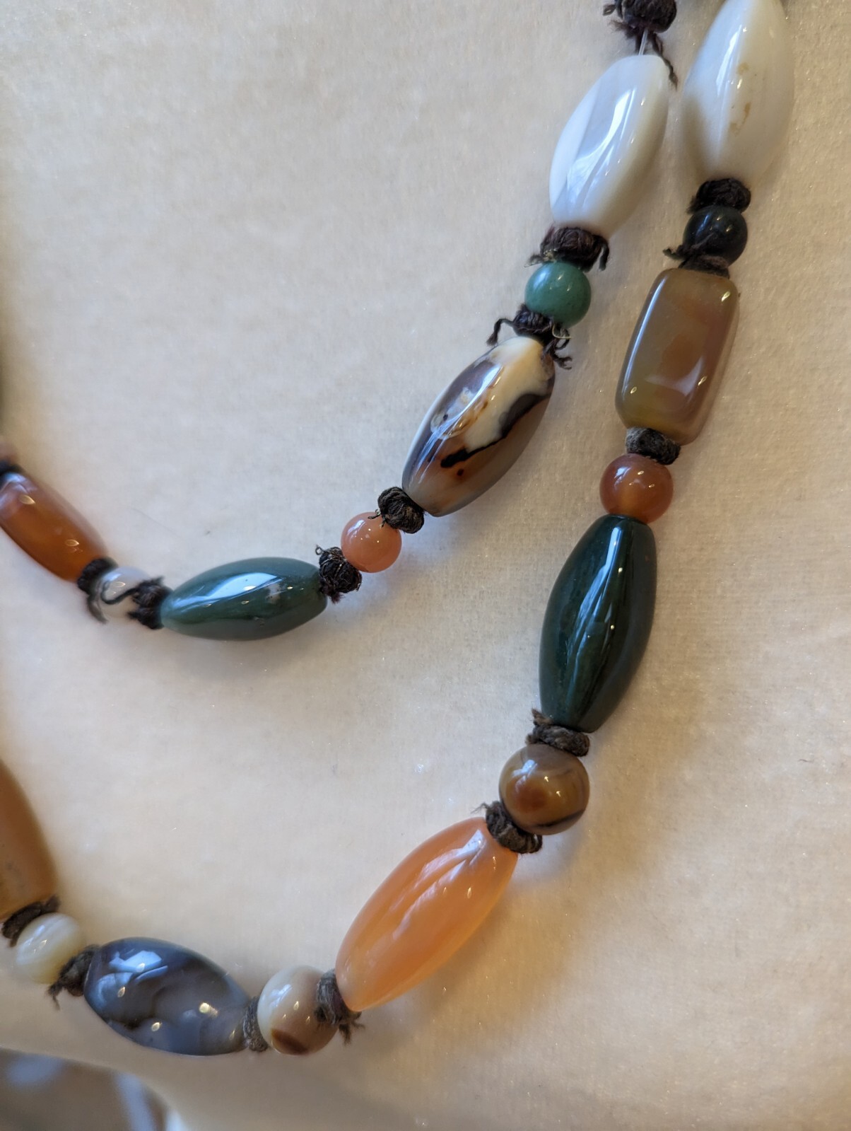 Semi Precious Polished Agate 54″ Necklace Hand Knotted Southeast Asia VNTG 1960s