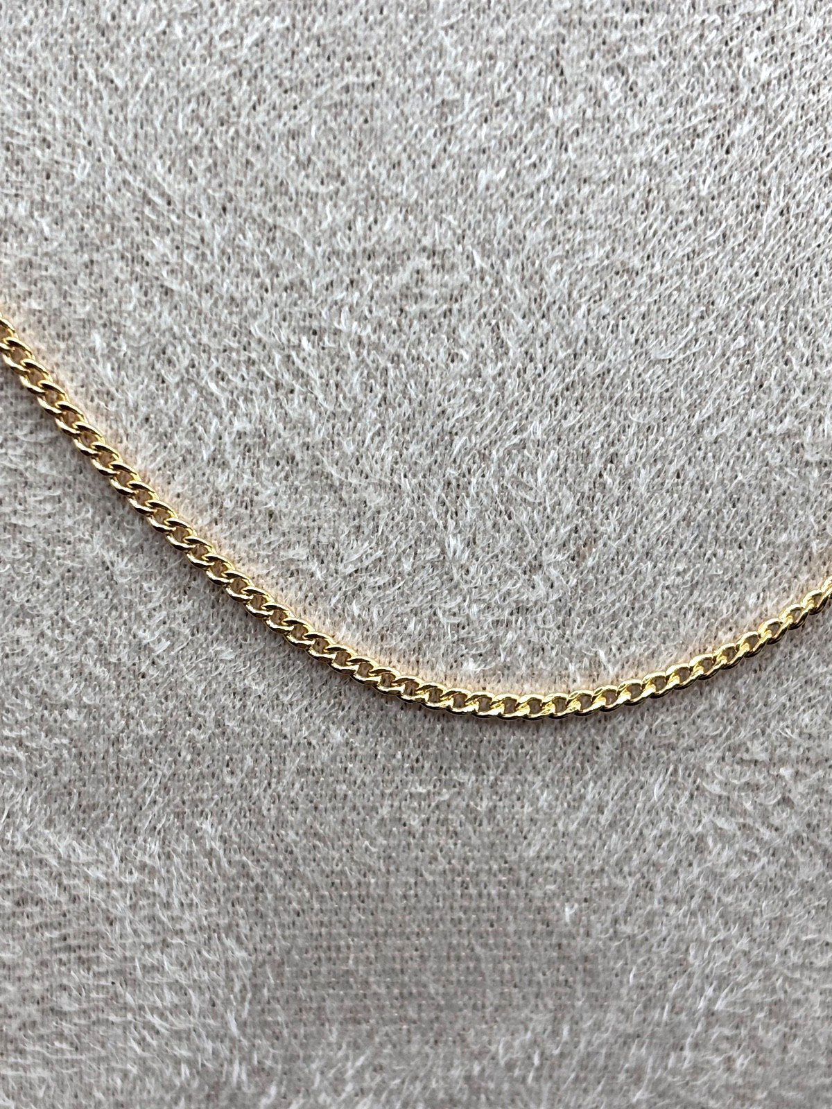 18 kt Yellow Gold Filled Cuban Link Chain 18″ 1mm Width Large Clasp
