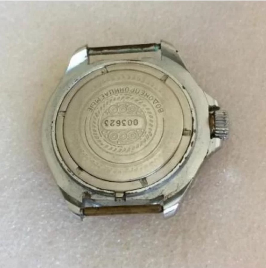 Vintage Mens Watch Vostok Amphibia Sector Dial Barrel Case USSR 18 Jewels 163