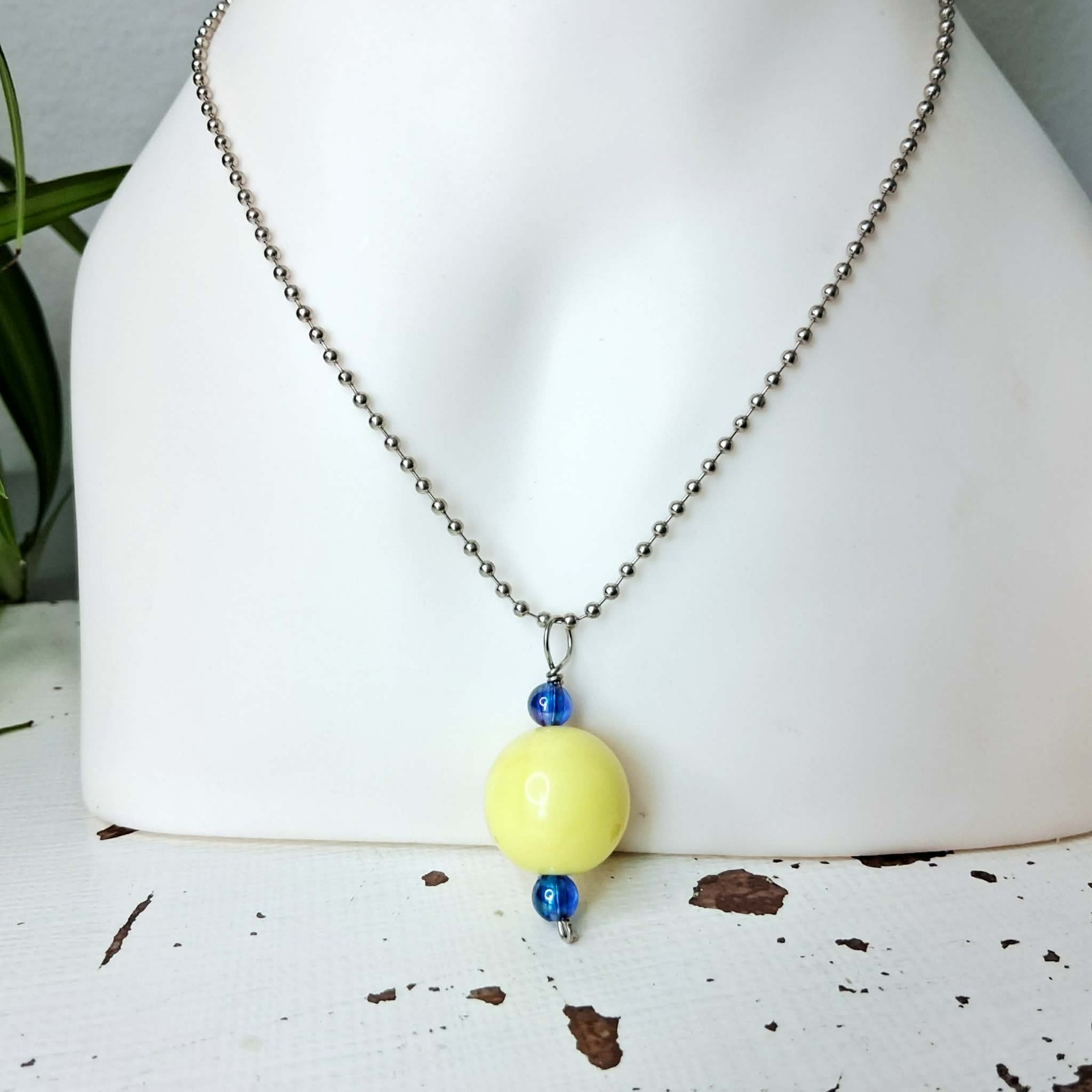 Chic Silver Necklace with Yellow and Blue Pendant, 17″