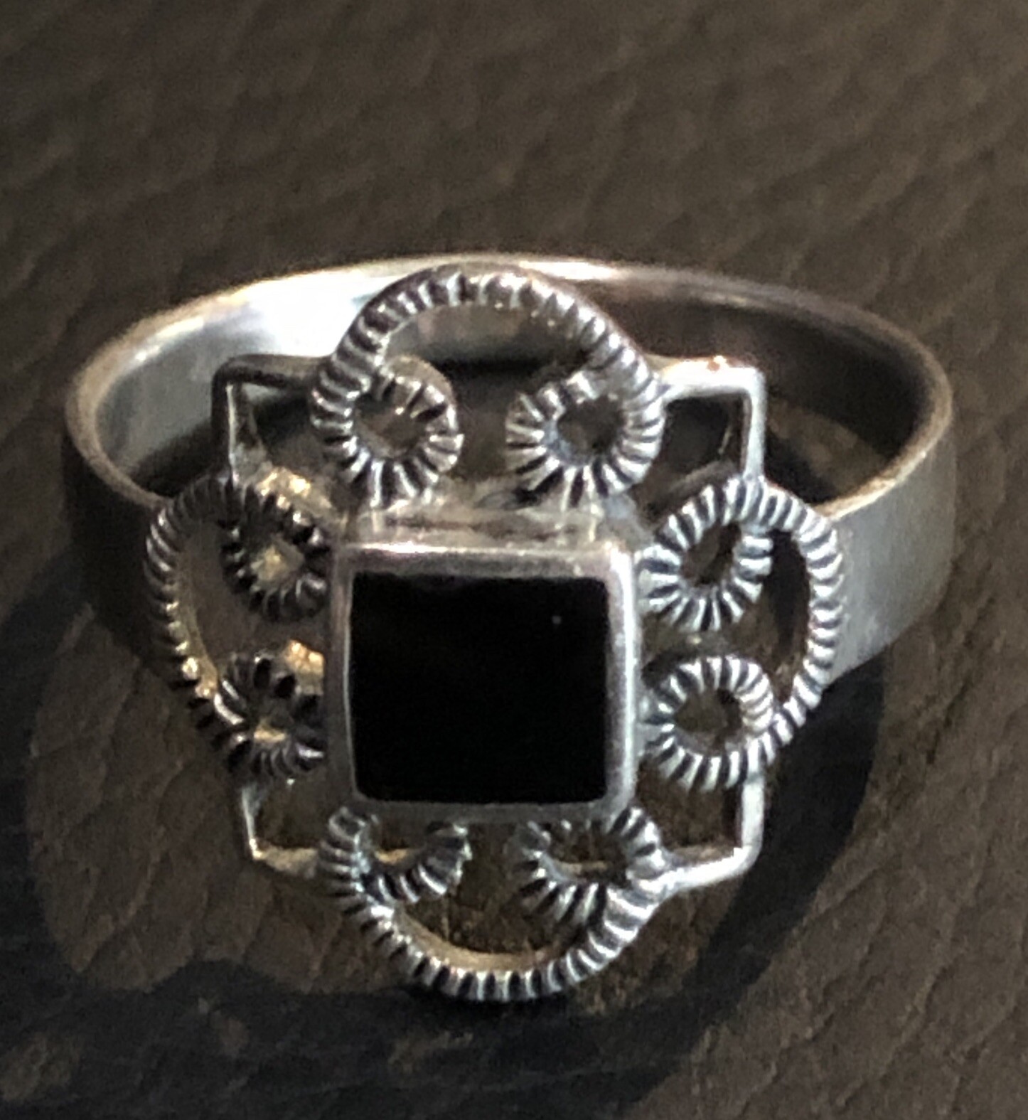 Square Black Onyx Filigree Vintage Sterling Silver 925 Ring Band Size 8