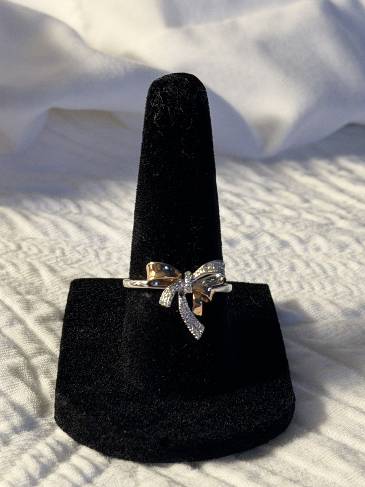 Women’s Bow Knot 14K Gold Two Tone Right Hand Ring