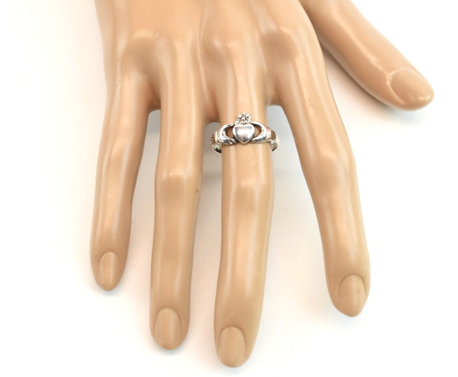 Claddagh 925 Sterling Silver Ring Love Promise Ring Sizes 5.5, 6, 7, 8, 8.5