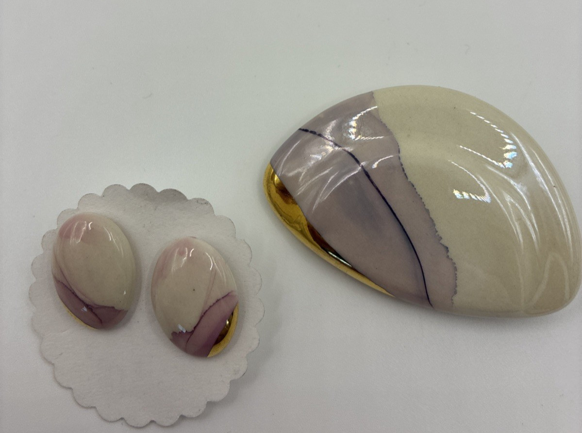 Vintage Brooch Pin And Earring Set Ceramic Enamel Purple Pink Mauve Gold Tone