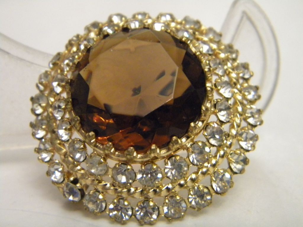 Beautiful Czech Jewelry Brooch Czechoslovakia Vintage Jablonex 284