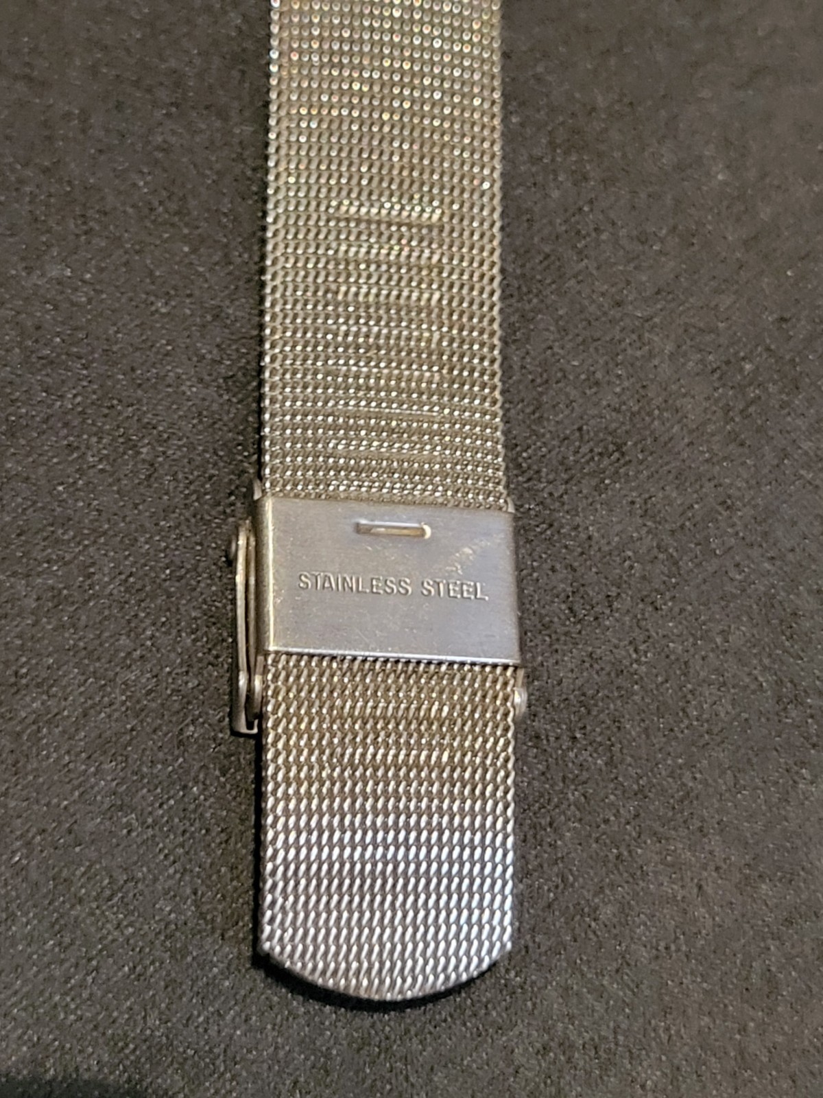 Skagen Steel 39LSSB Mens Watch Mesh Band Ultra Slim New Battery Working