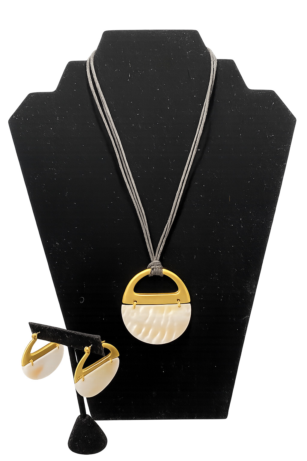 Mother of Pearl Shell Disc Necklace and Matching Earrings