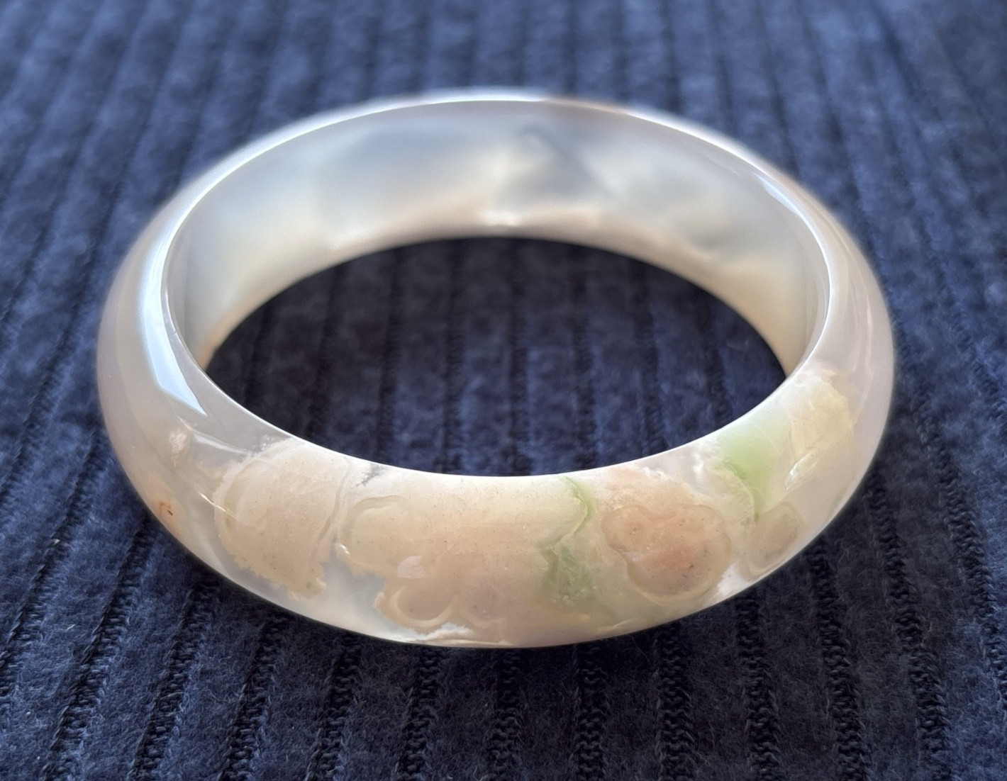 61mm Natural Cherry Blossom Agate Bangle Sakura Flower Quartz