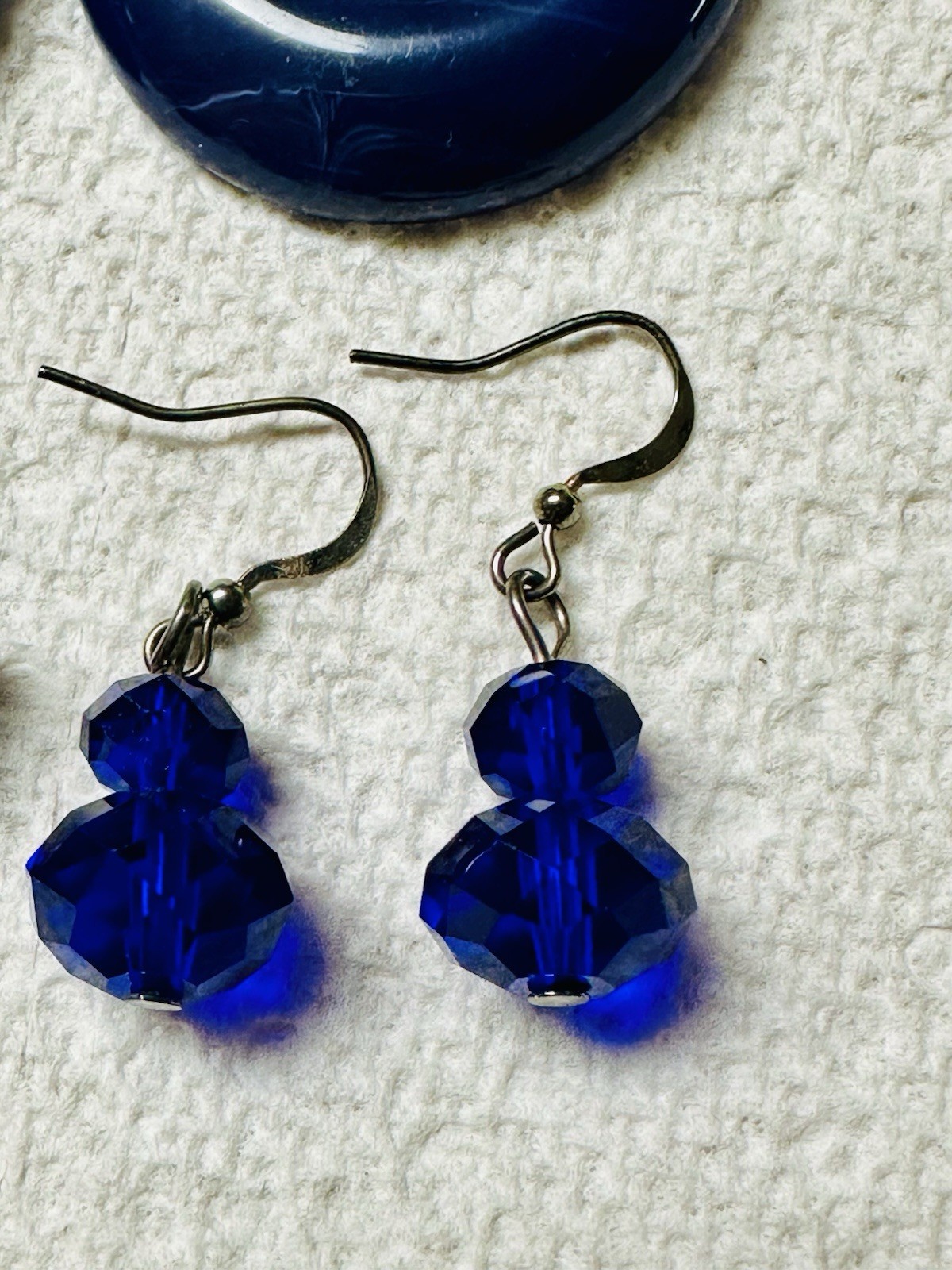 Lot of 3 Navy Blue Lucite Enamel Glass Dangle Knot Post Pierced Earrings e508