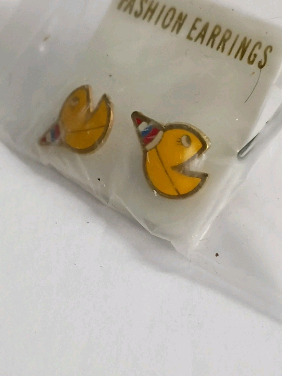 Vintage NOS Mrs Pac-Man Birthday Metal Stud Earrings Mr Pac Man Adjustable Ring