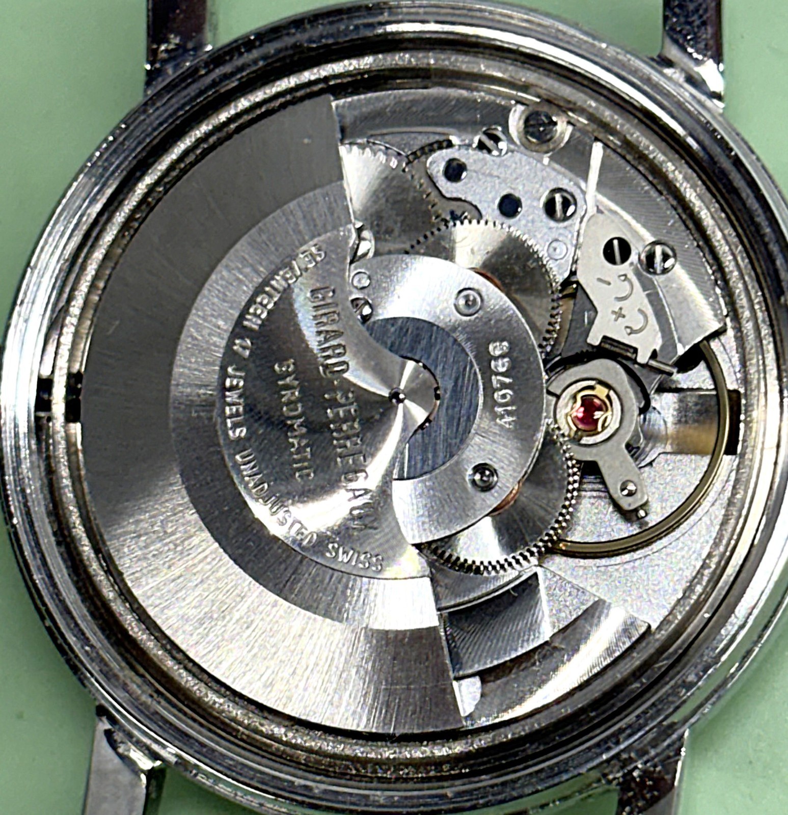 Vintage Girard-Perregaux Gyromatic Stainless Steel Auto Mens Watch 17J 1970