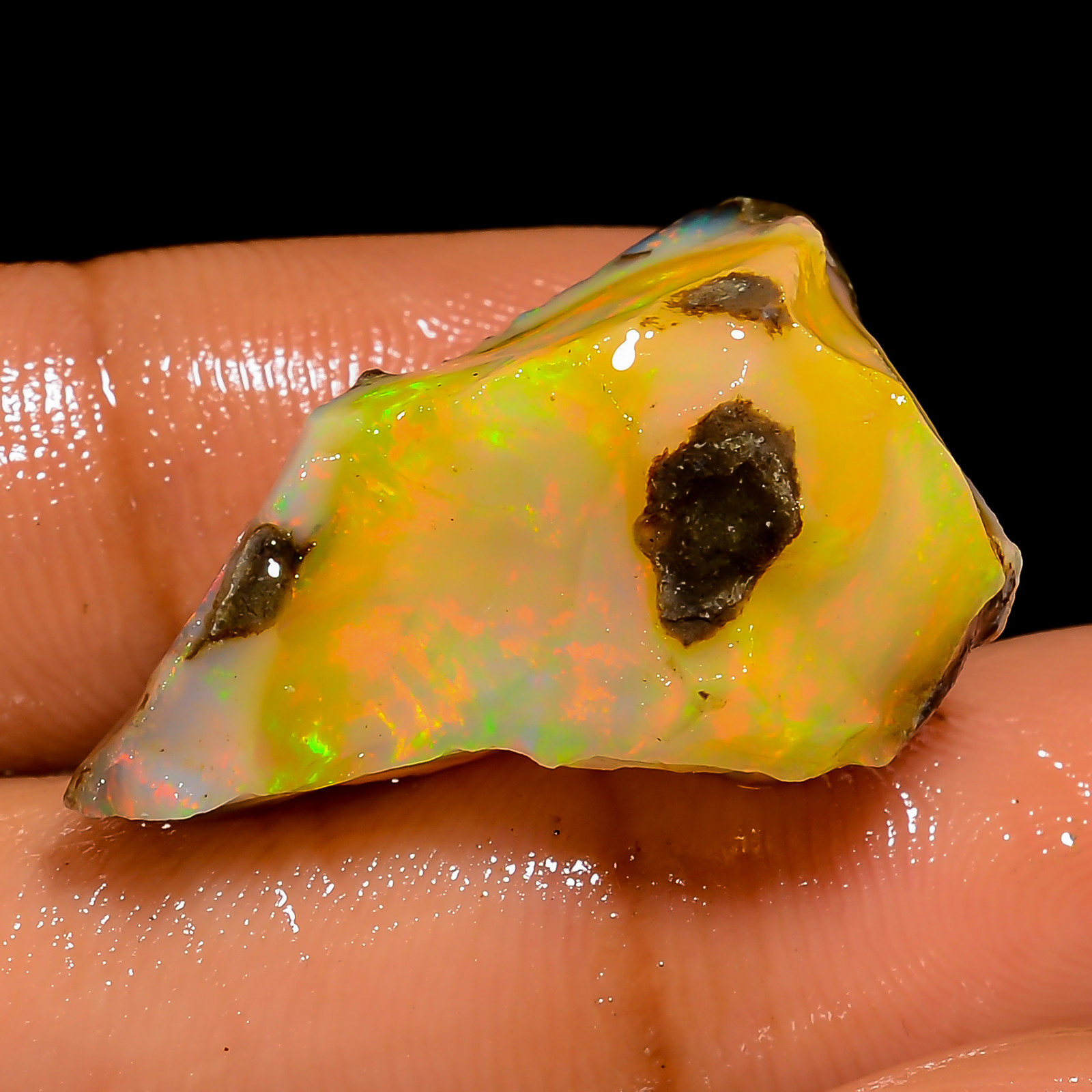 Specimen Crystal Welo Fire Natural Ethiopian Opal Rough OO 26 Ct. 26X18X14 mm