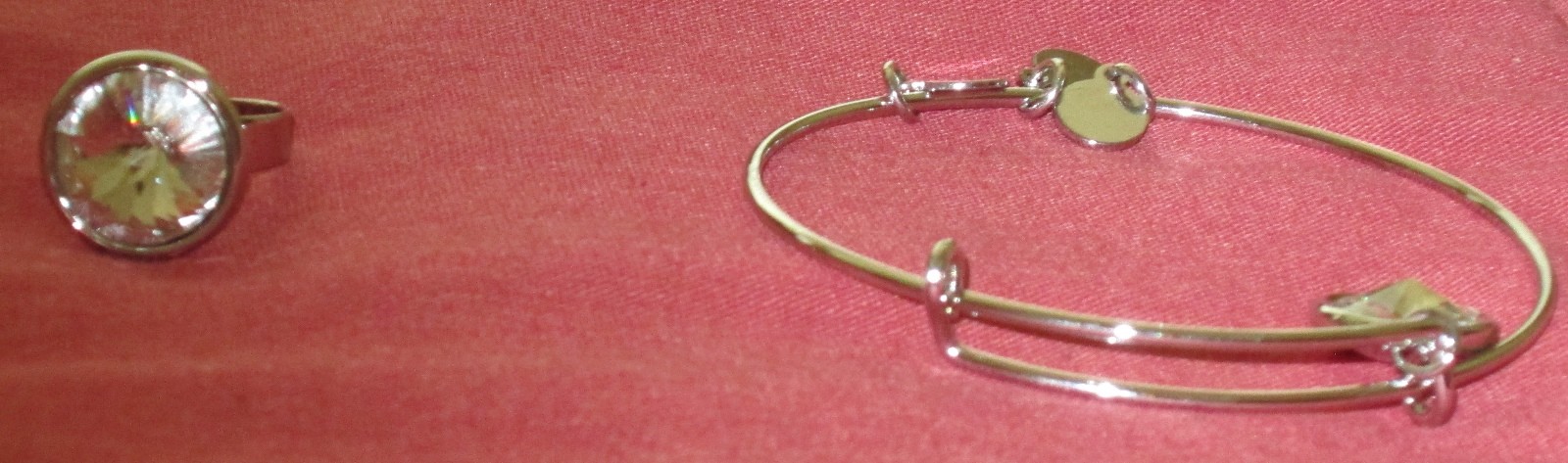 Beautiful ladies bracelet and matching ring