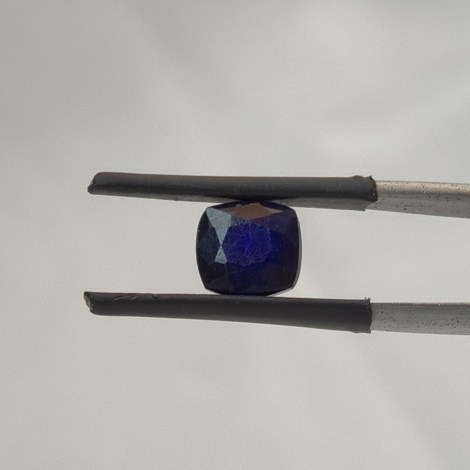 Cushion Blue Sapphire Faceted Loose Stone 3.50 Ct Gemstone 7.36 x 7.78 x 5.59