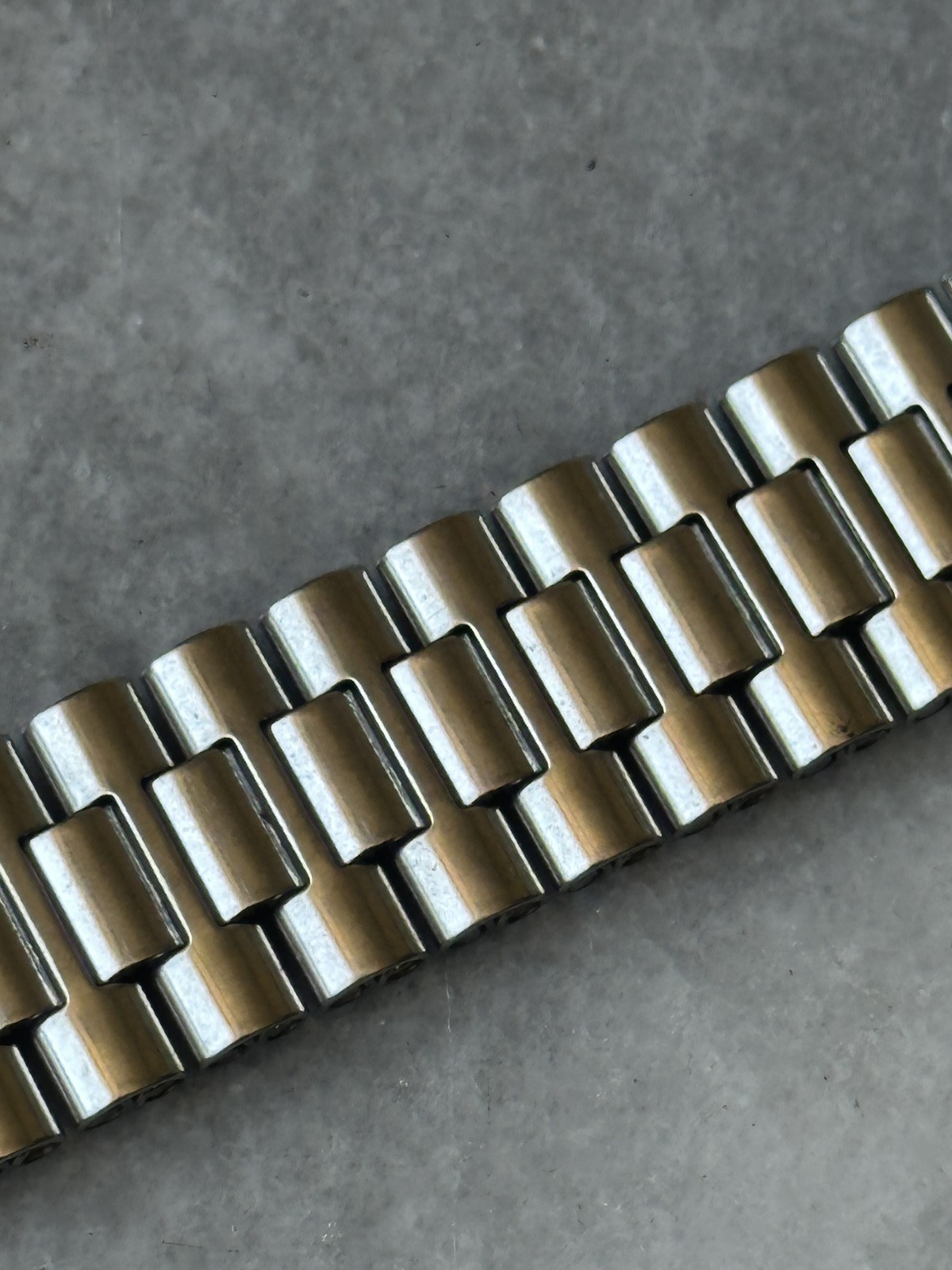 Bracelet de montre vintage en acier inoxydable de style jubilé
