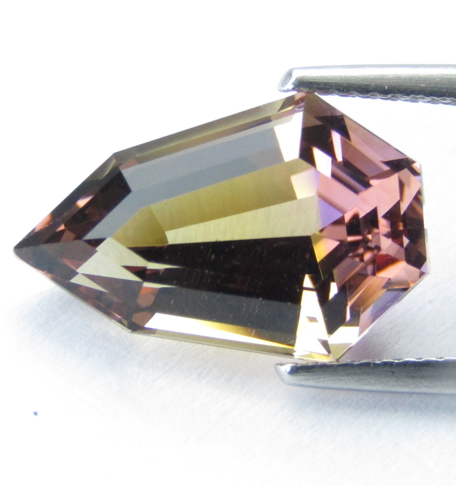 7.36Cts Mesmerizing Natural Bolivian Bi-Color Ametrine Fancy Shape Gemstone