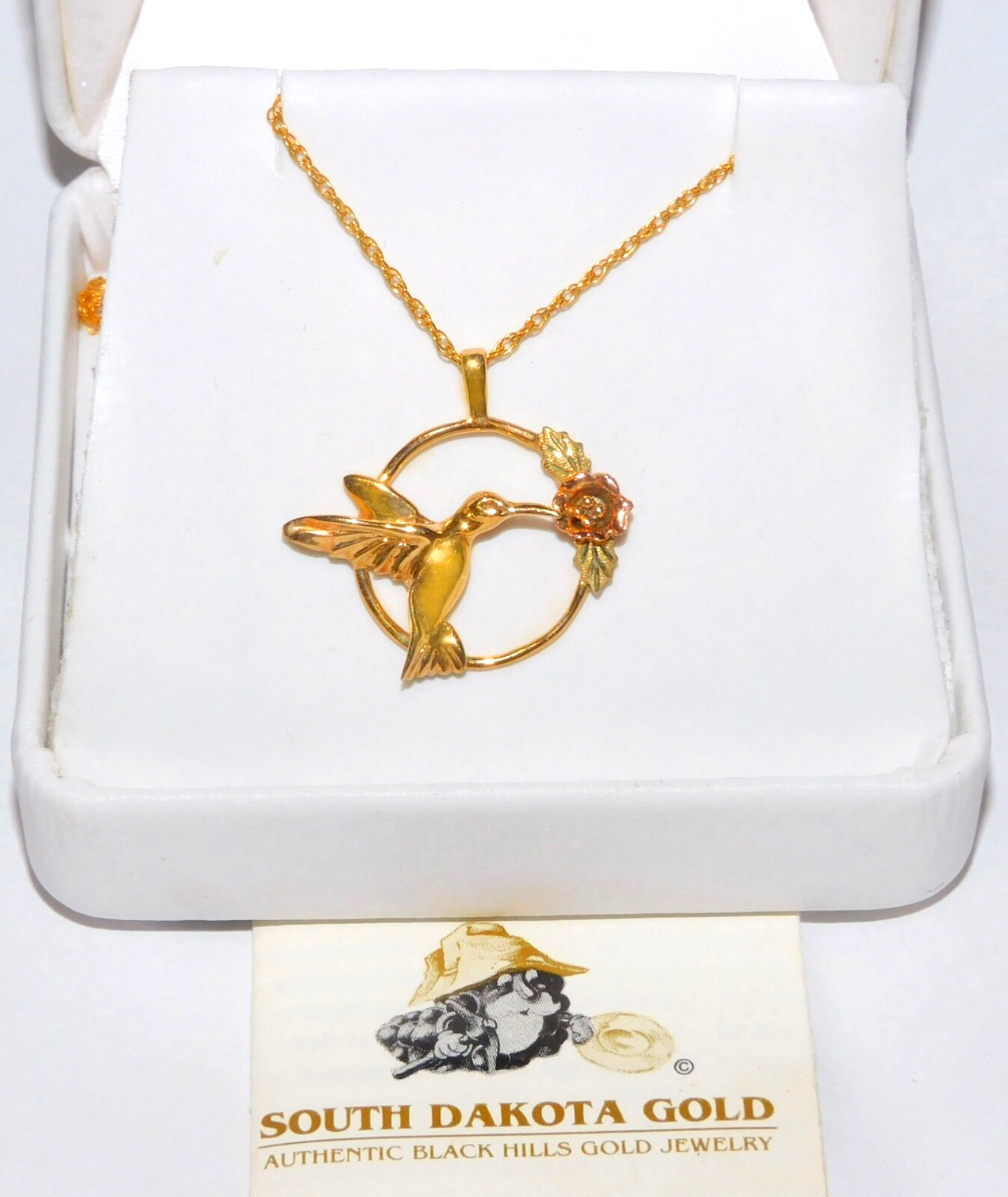 Black Hills Gold 10k Hummingbird Rose Pendant Necklace