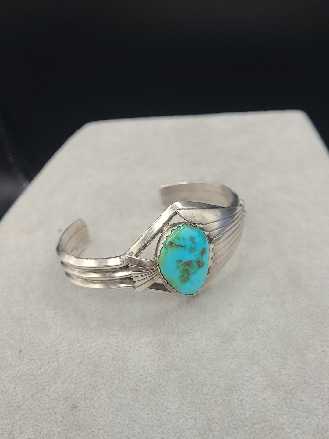 UNSIGNED Sterling Cuff Bracelet Turquoise SOUTHWESTERN Artisan Design 42.5g