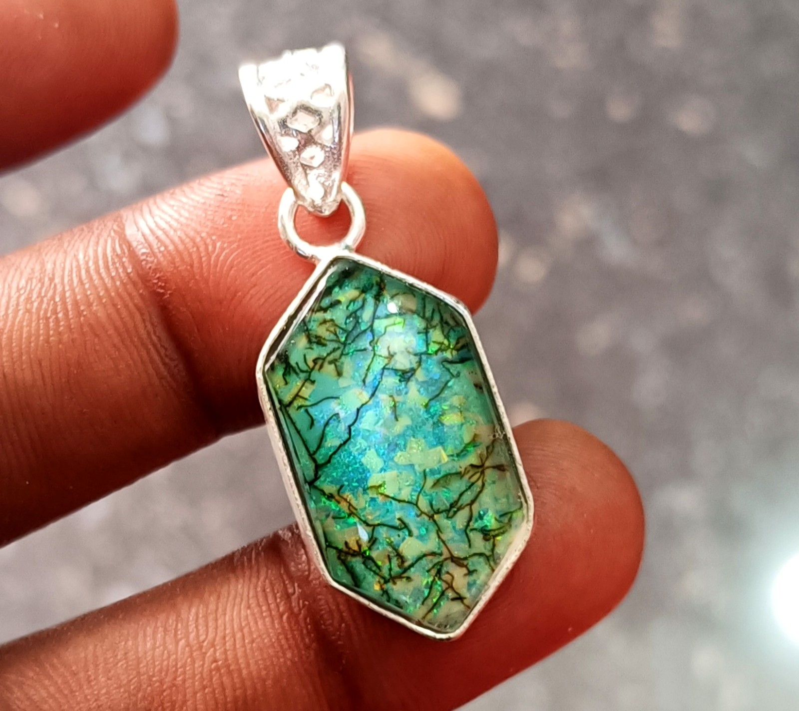 32.70 Ct Natural Aurora Opal Pendant 925 Silver Handmade Jewelry Gemstone