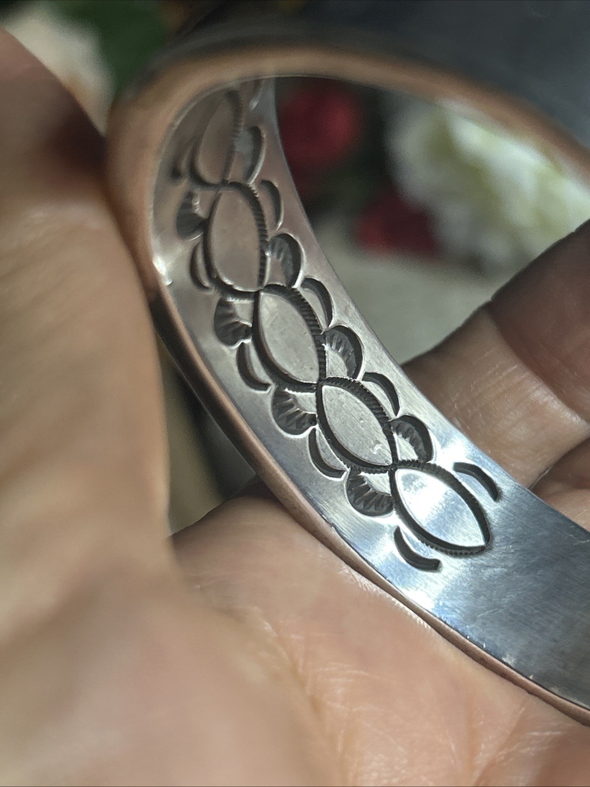 31. Mary & Ken Bill 925 Navajo Patterned 16.6mm wide Cuff bracelet 7 5/8″, 93.9g