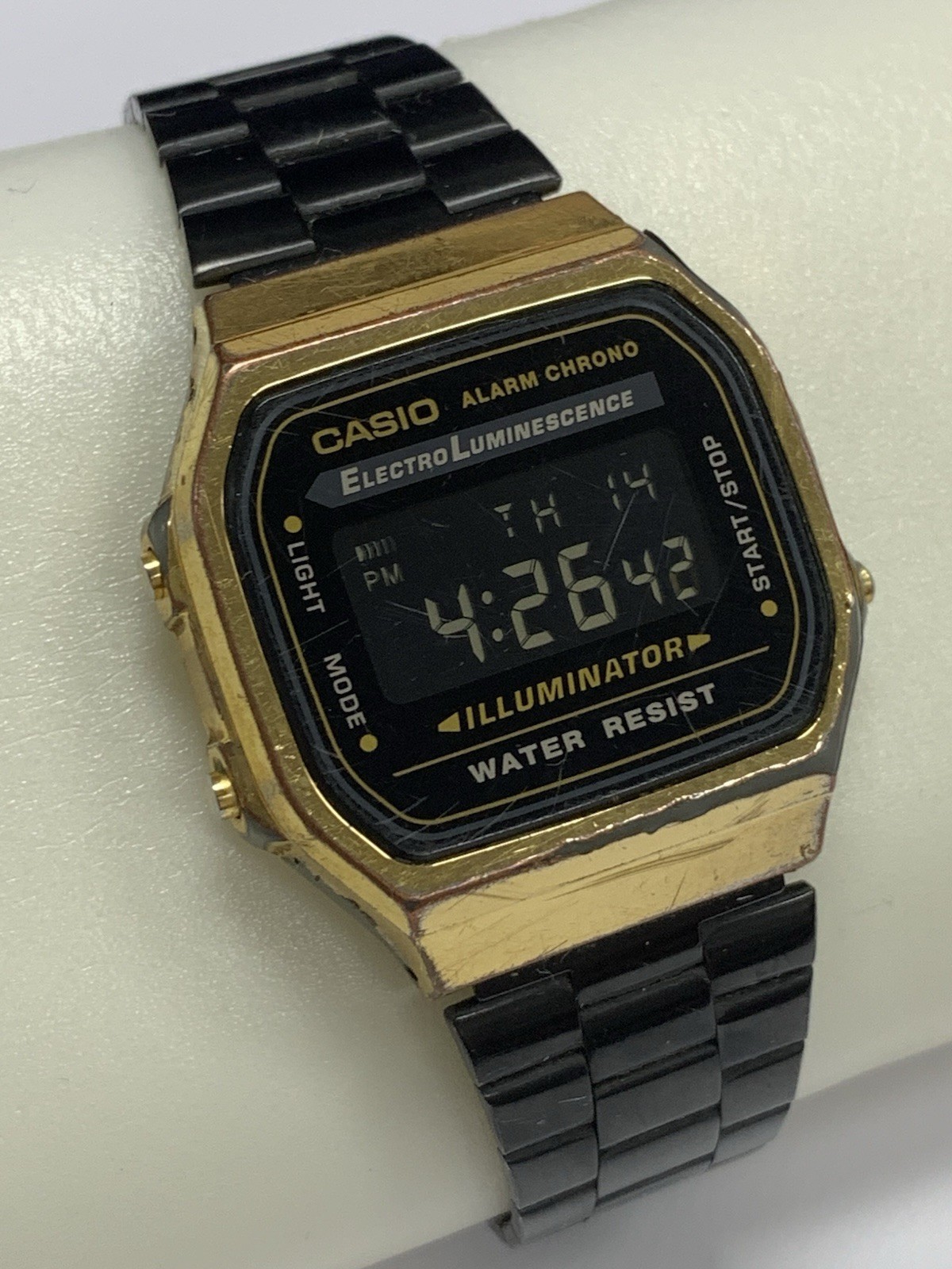 Vintage Casio A168WE Black Gold Tn Digital Watch Illuminator Alarm Chrono Works