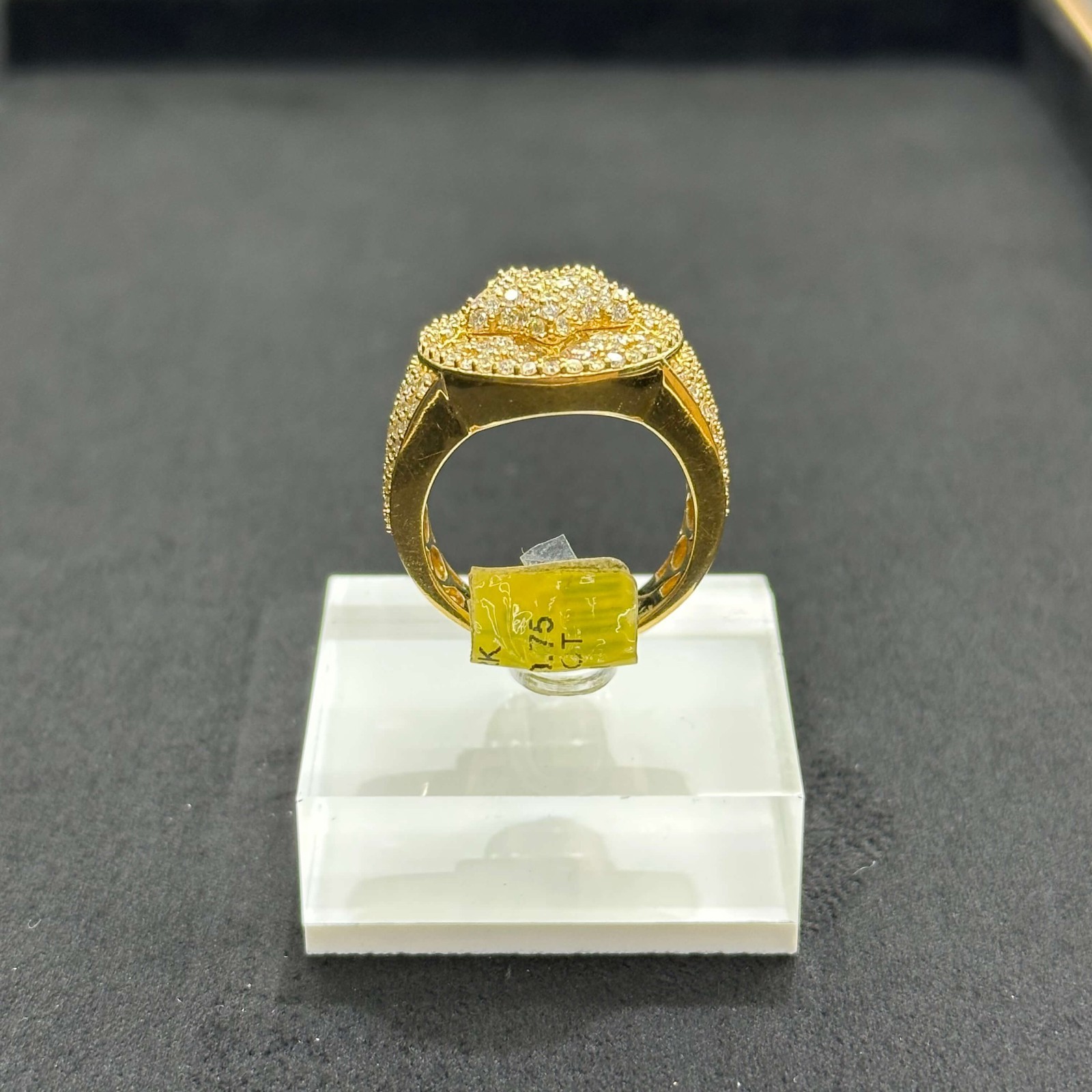 Star Shape Ring with Natural Diamond 3.71 ctw and 10k Yellow Gold