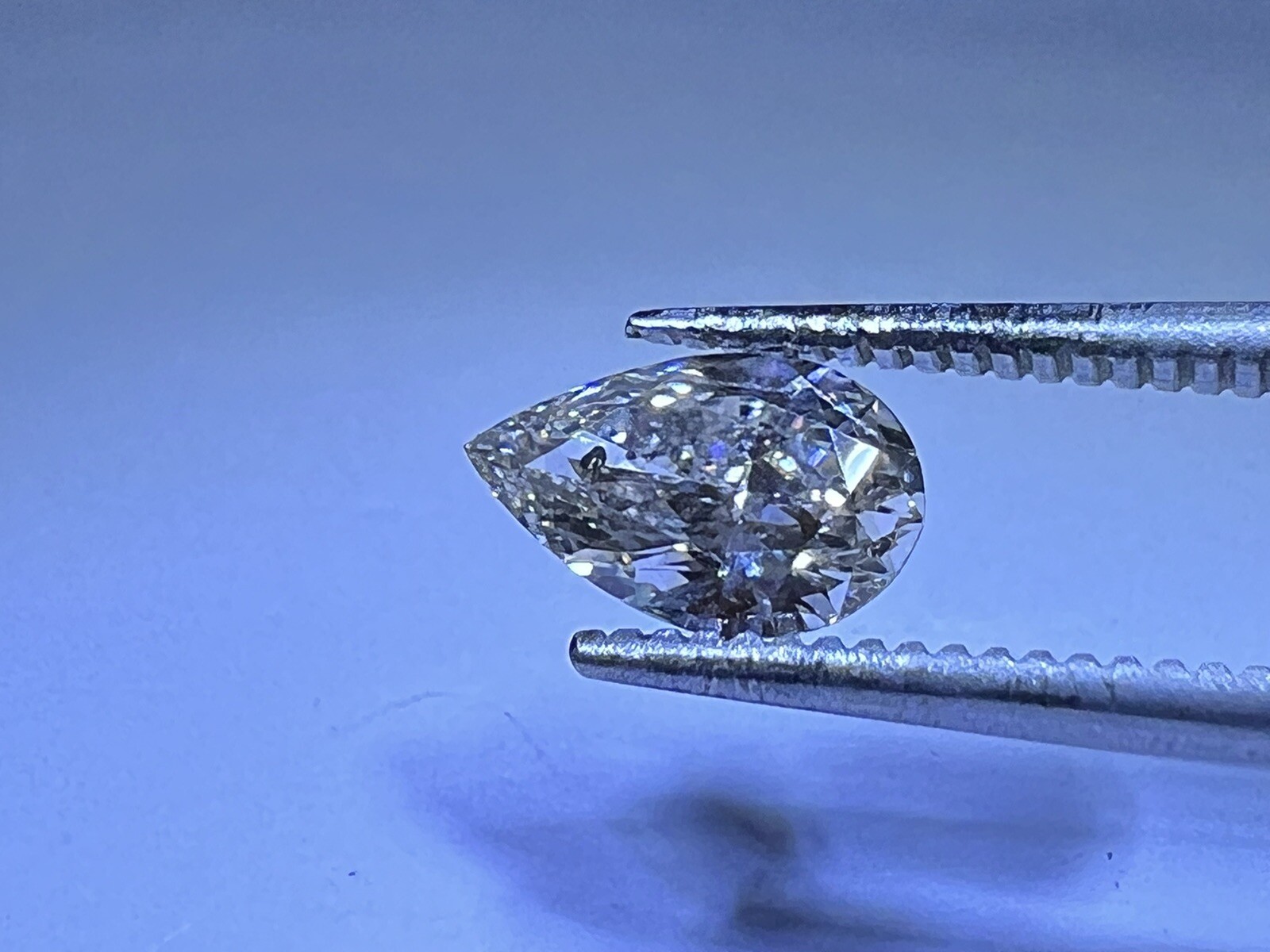 IGI,0.57 Ct,SI2 Clarity,L Color ,Pear Cut Natural Diamond!
