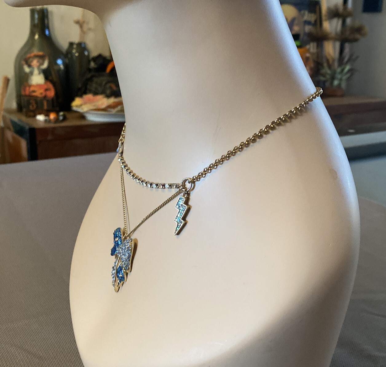 BETSEY JOHNSON Necklace HEAVENS TO BETSEY BLUE PAVE CRYSTAL Lightening Bolt, Bow