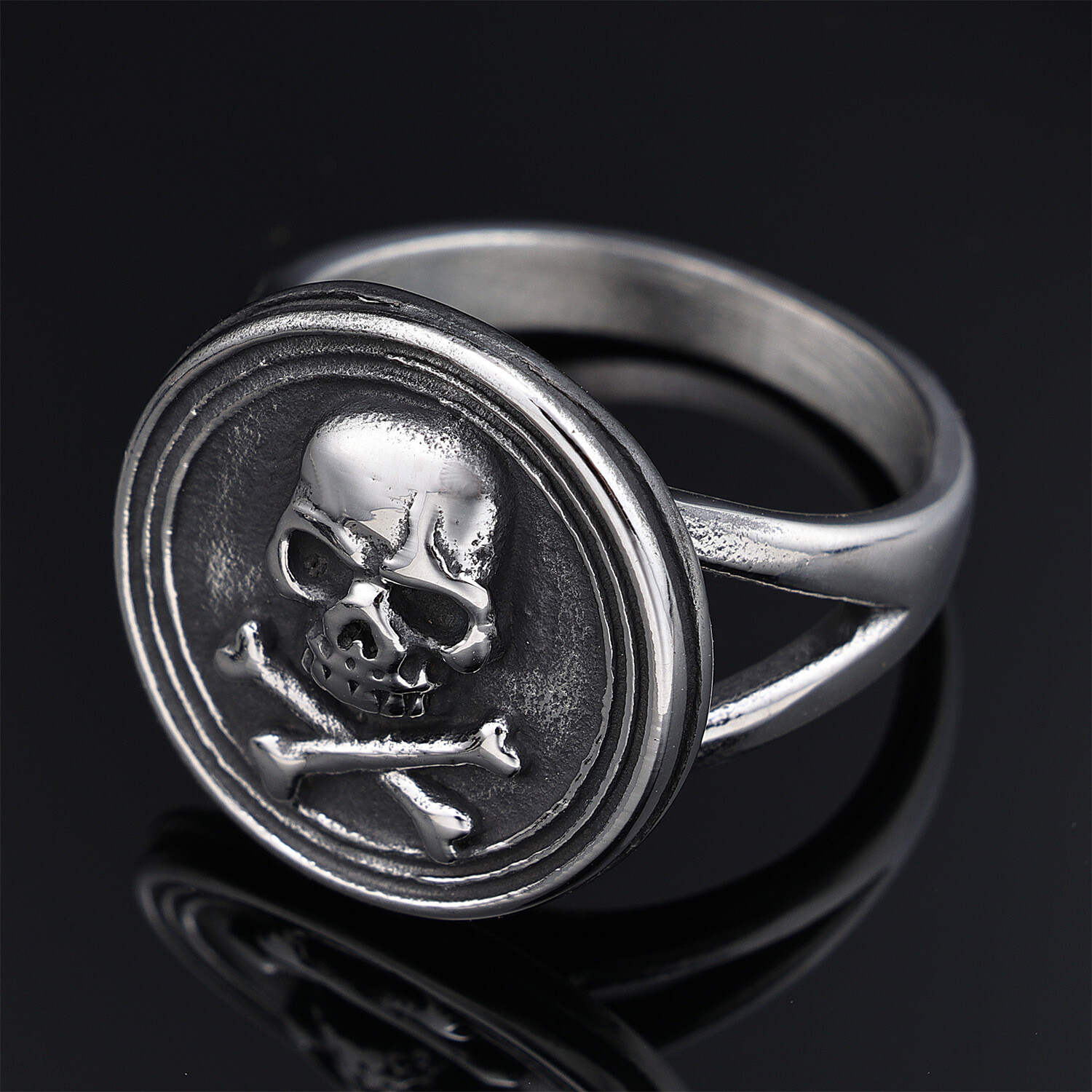 Signet Ring Skull Men’s Ring Stainless Steel Punk Ring Trendy Personality Silver