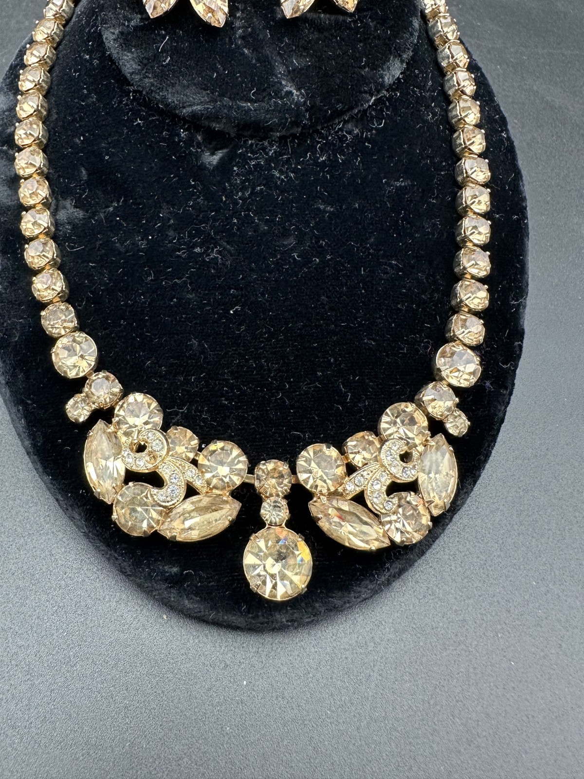 Vintage 1940s-1950s EISENBERG Gold-tone Choker Necklace 3 Piece Set Jewelry